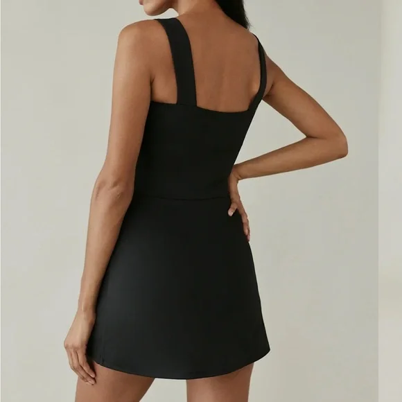 NWOT reformation daria ecomove active dress in black - Picture 5 of 6